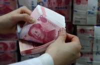 Nhà đầu tư Trung Quốc ‘điên cuồng’ dồn vốn ra nước ngoài 